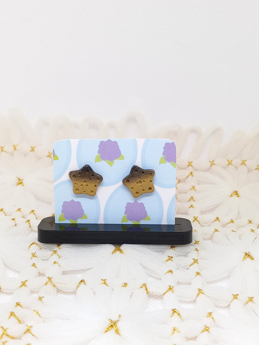 Black & Gold Shimmery Starfish Studs | Sea Critters