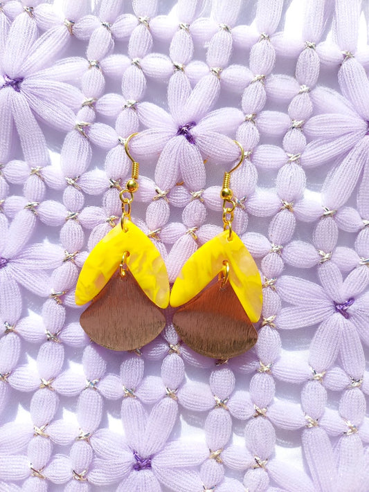 Yellow Marbled Botanical Drop Gold Earrings | Marbled Collection